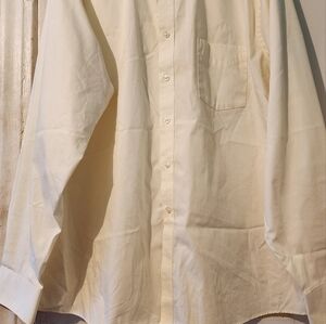 SOLD - Van Heusen Men's Regular Fit Pinpoint Dress Shirt - Size: 18.5